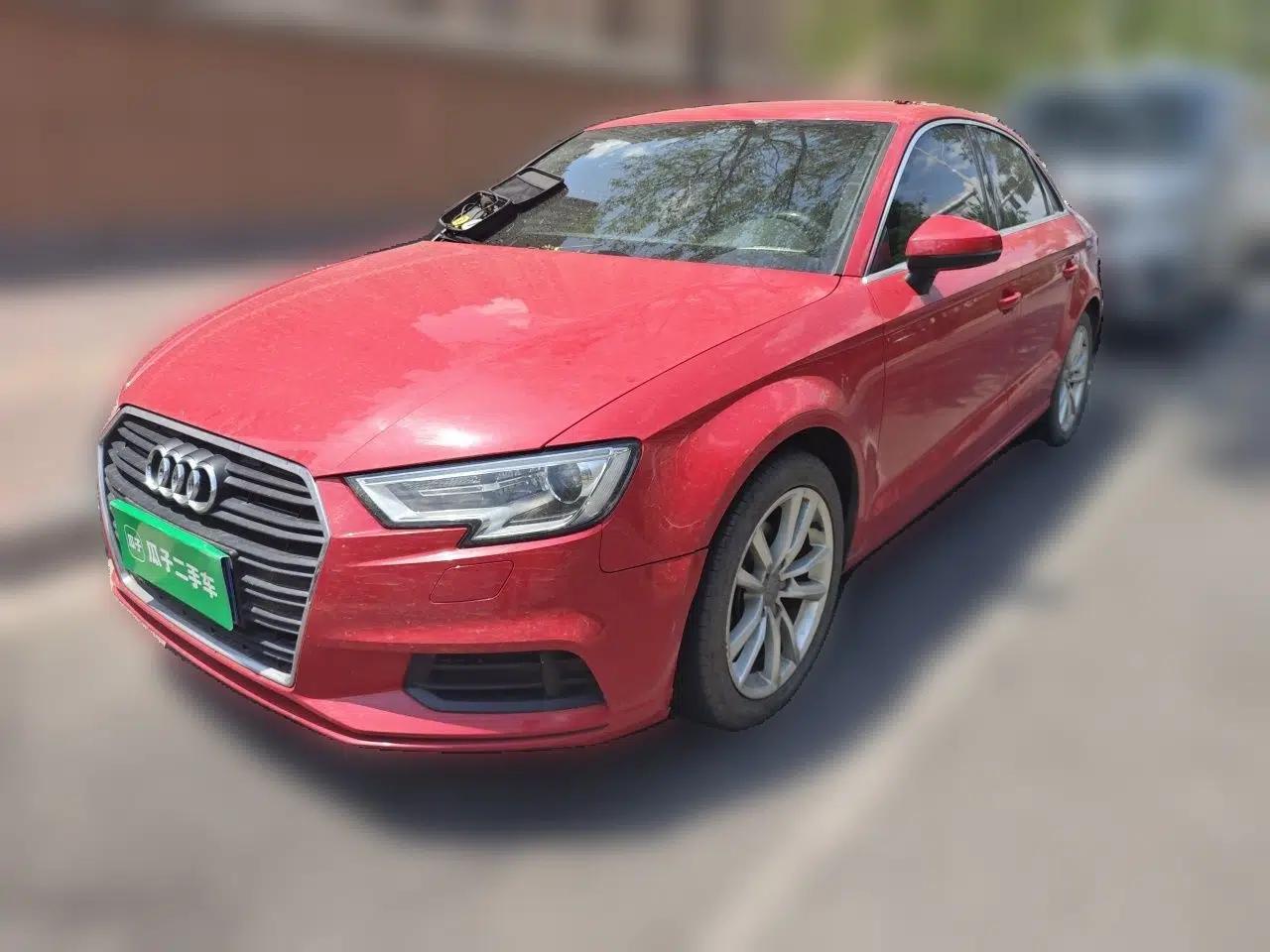 Audi A3 2017 Limousine 35 TFSI Ambition Edition — миниатюра 1