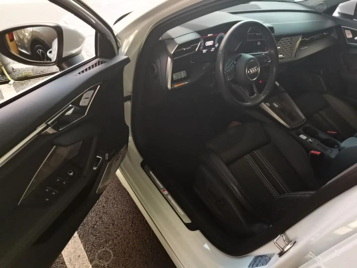 Audi A3 2024 Sportback 35 TFSI Fashionable Sports Model — миниатюра 18