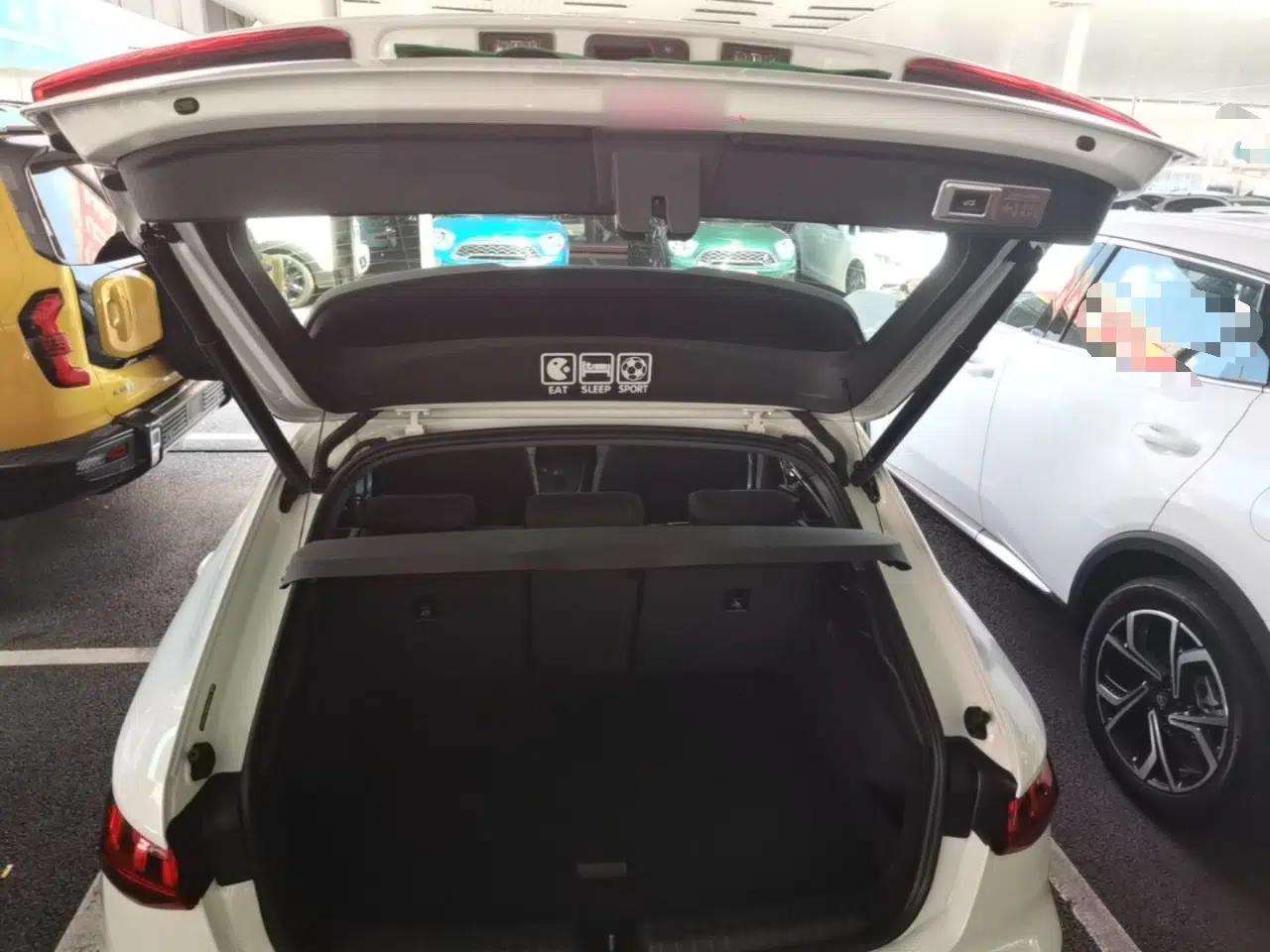 Audi A3 2024 Sportback 35 TFSI Fashionable Sports Model — миниатюра 22