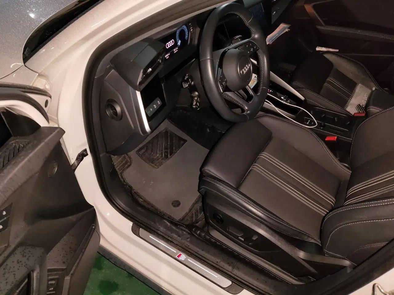 Audi A3 2022 Sportback 35 TFSI Fashionable Sports Model — миниатюра 16