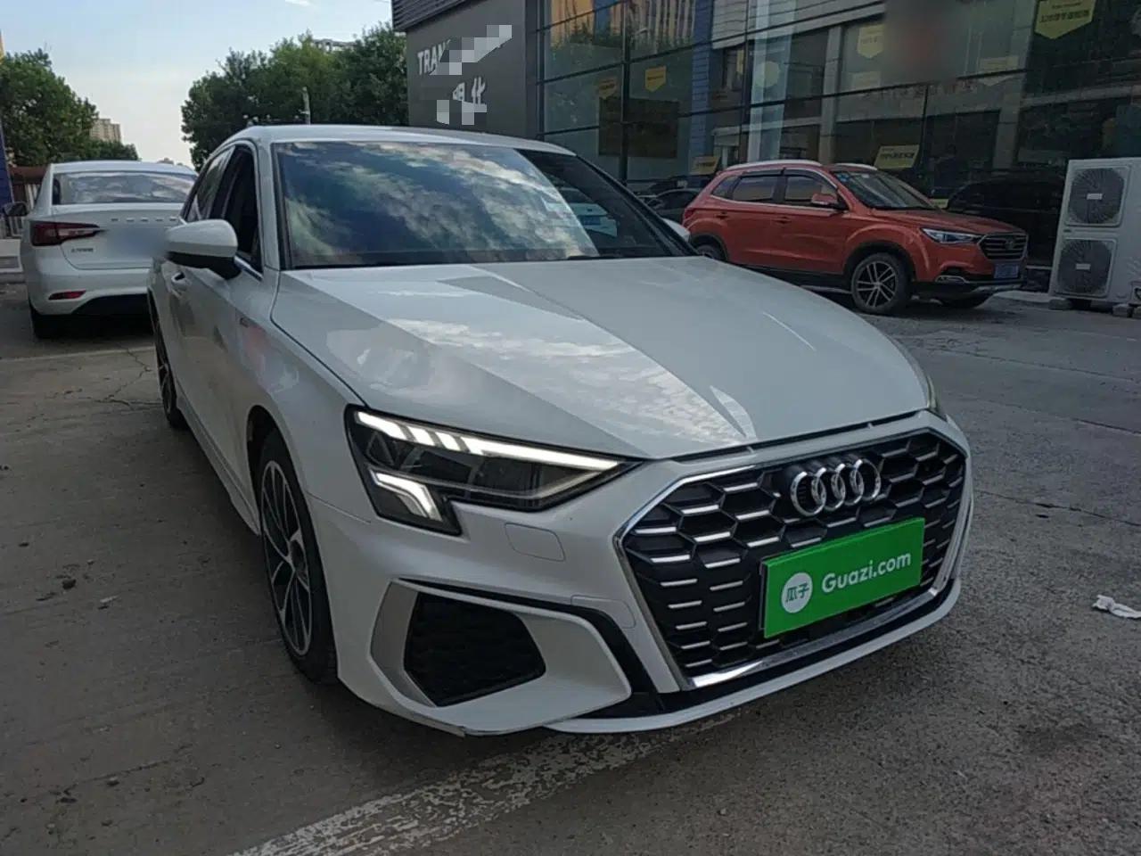 Audi A3 2022 Sportback 35 TFSI Ambition Sport Edition — миниатюра 3