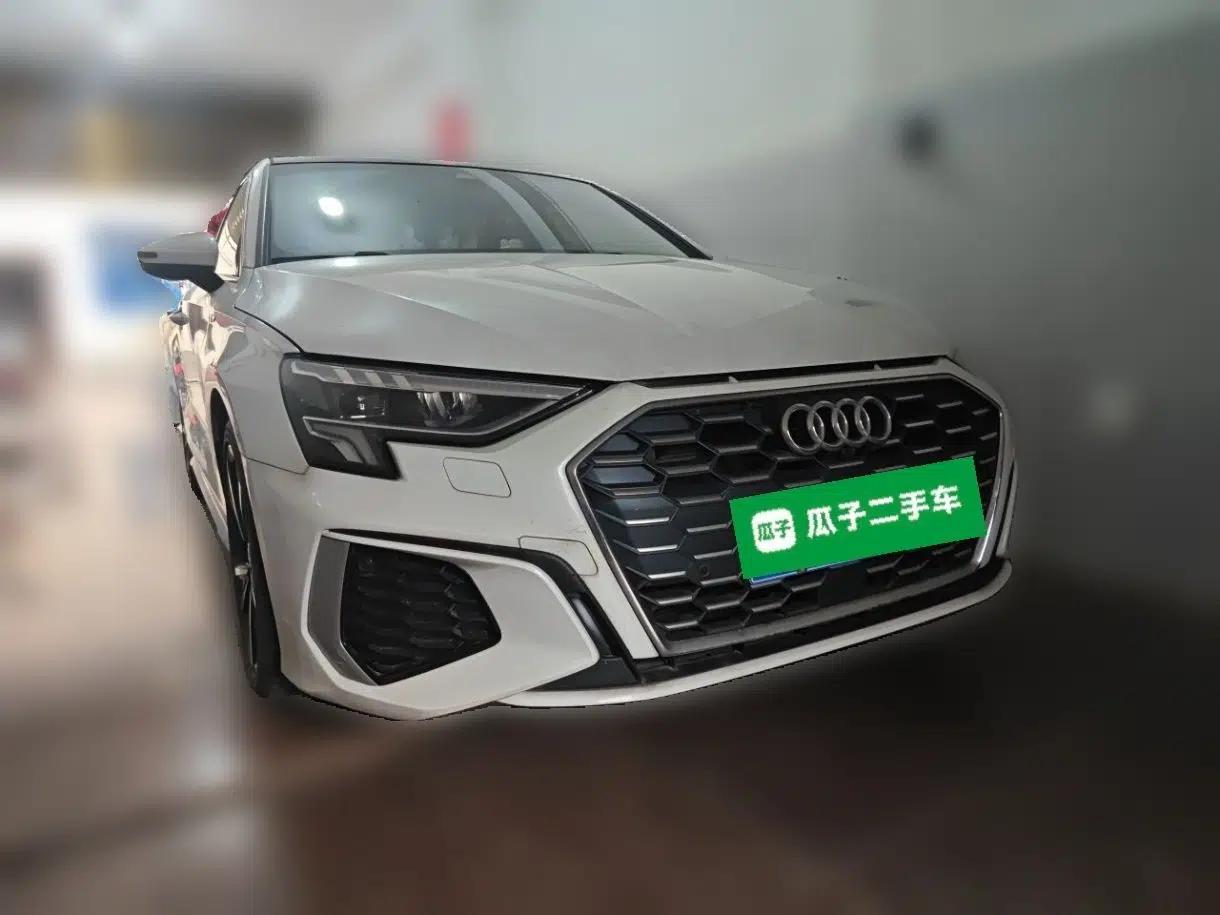 Audi A3 2022 Sportback 35 TFSI Fashionable Sports Model — миниатюра 3