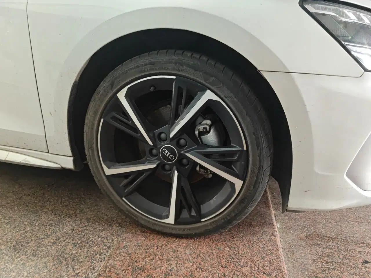 Audi A3 2022 Sportback 35 TFSI Fashionable Sports Model — миниатюра 8