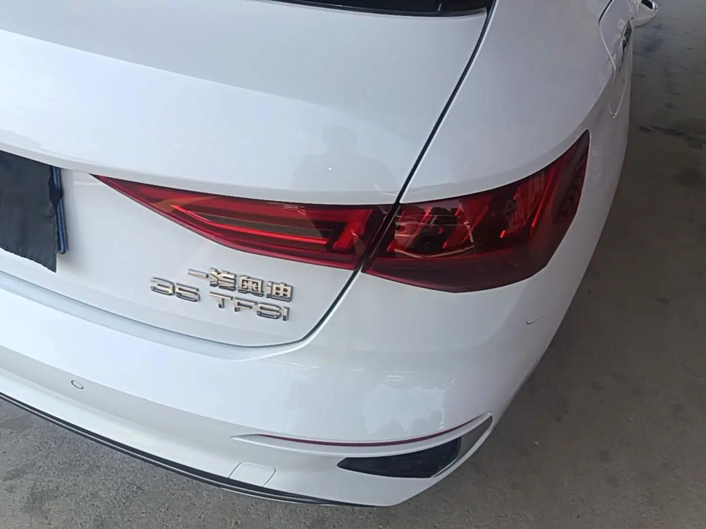 Audi A3 2022 Sportback 35 TFSI Ambition Sport Edition — миниатюра 14