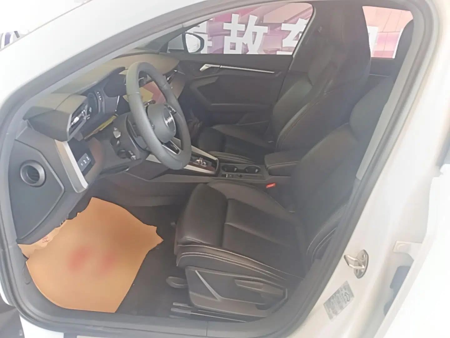 Audi A3 2022 Sportback 35 TFSI Ambition Sport Edition — миниатюра 22