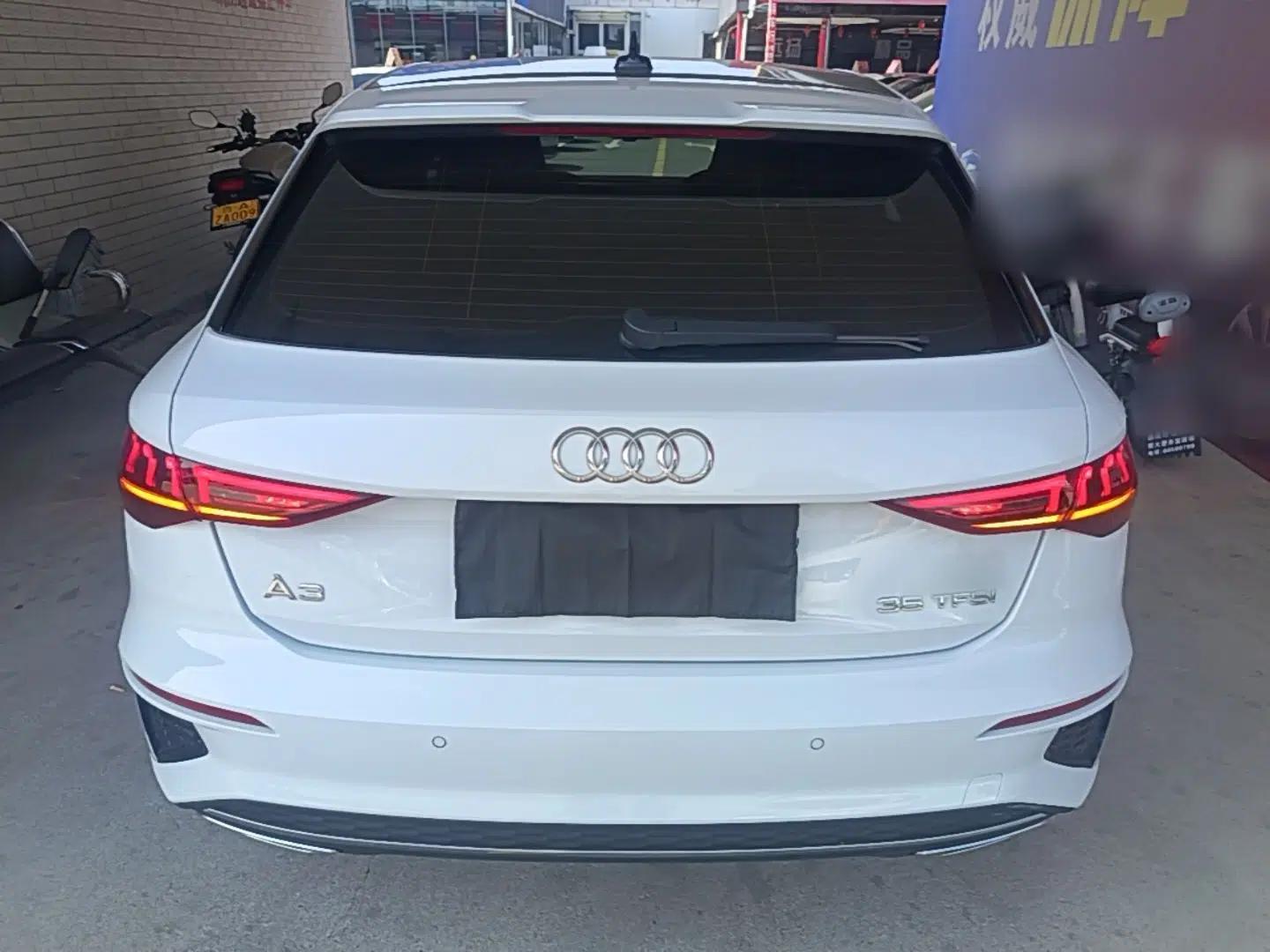 Audi A3 2022 Sportback 35 TFSI Ambition Sport Edition — миниатюра 5