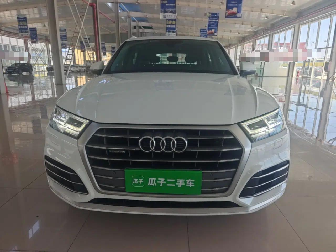 Audi Q5L 2020 Updated 40 TFSI Prestige Fashion Edition — миниатюра 2