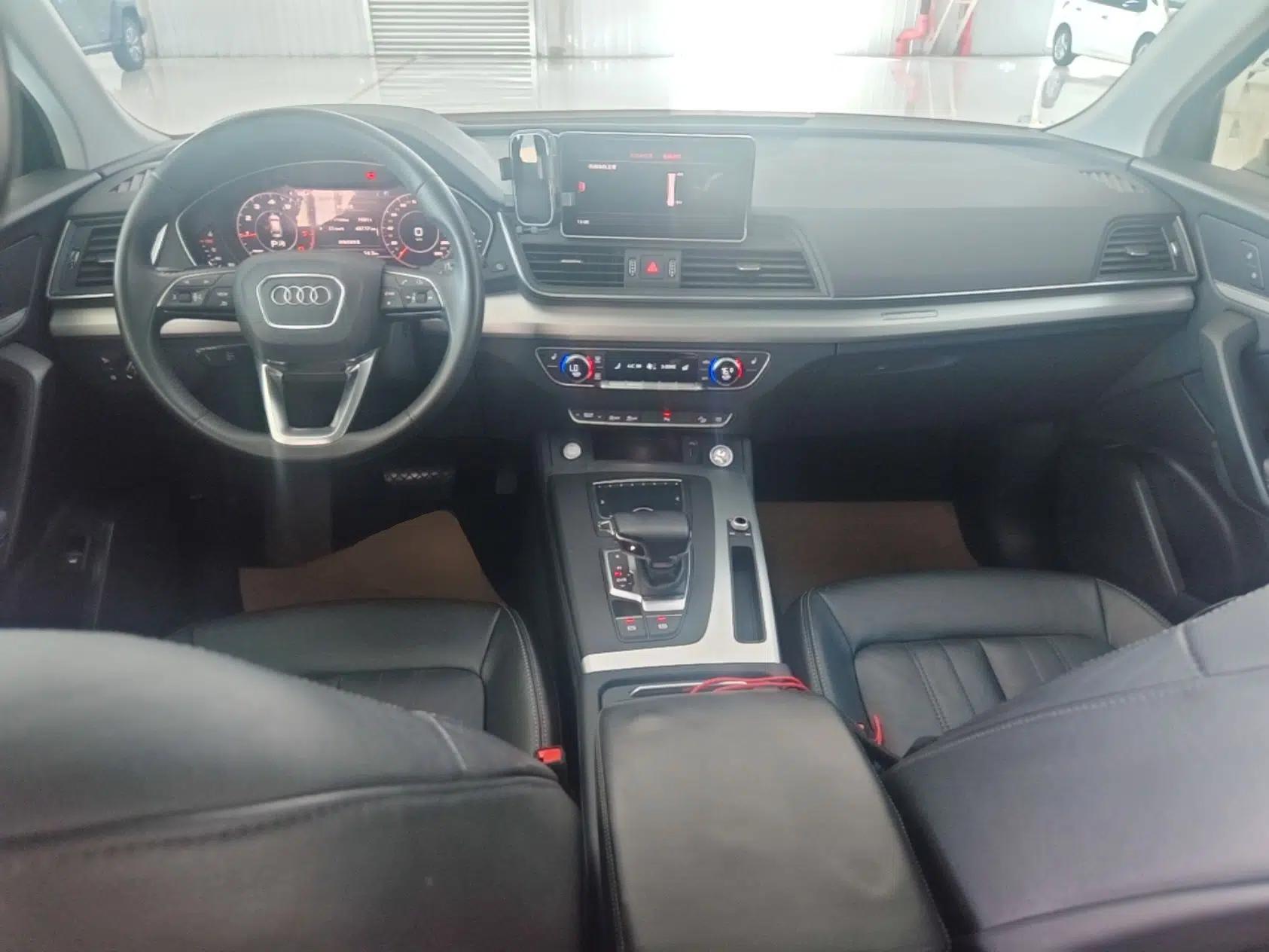 Audi Q5L 2020 Updated 40 TFSI Prestige Fashion Edition — миниатюра 12