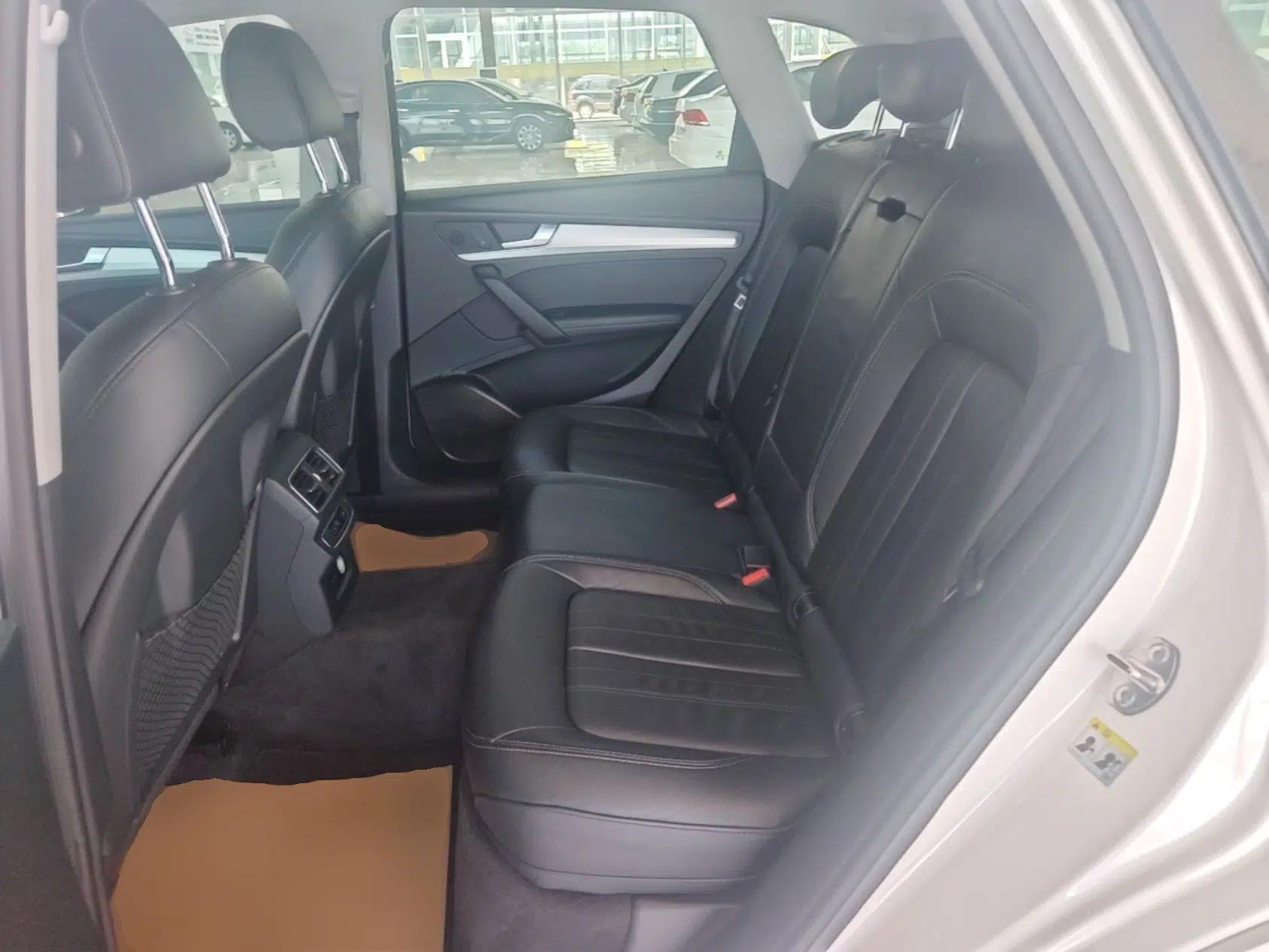 Audi Q5L 2020 Updated 40 TFSI Prestige Fashion Edition — миниатюра 20