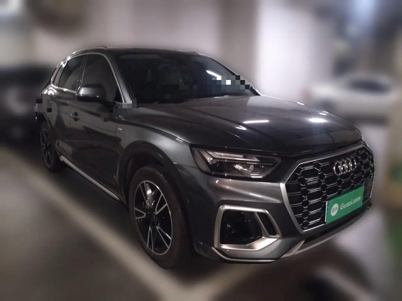 Audi Q5L 2021 40 TFSI Fashion Dynamic Model — миниатюра 3