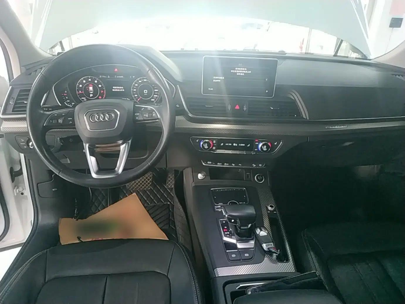 Audi Q5L 2020 45 TFSI Prestige Fashion Model — миниатюра 12