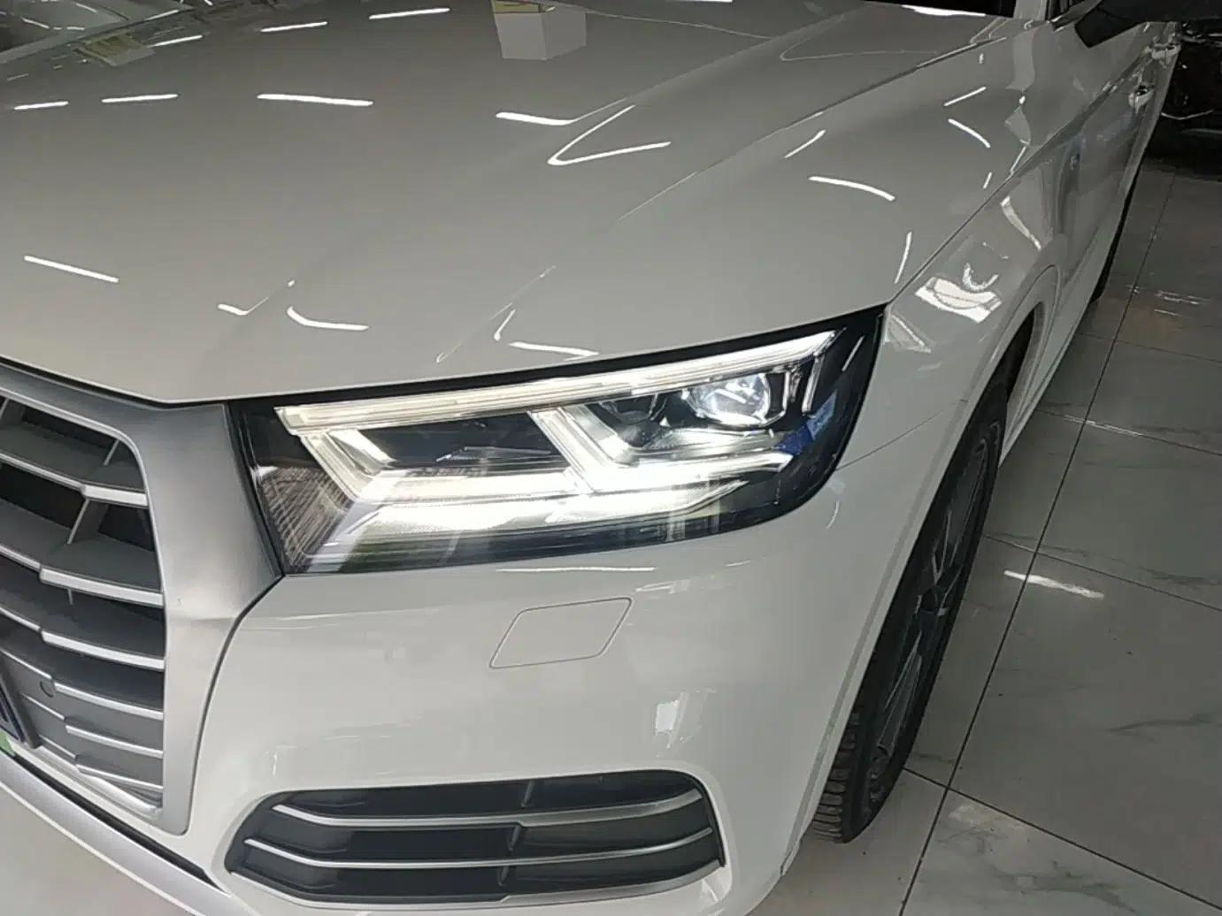 Audi Q5L 2020 45 TFSI Prestige Fashion Model — миниатюра 8