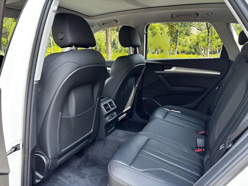 Audi Q5L 2022 40T Fashionable and Dynamic Model — миниатюра 11