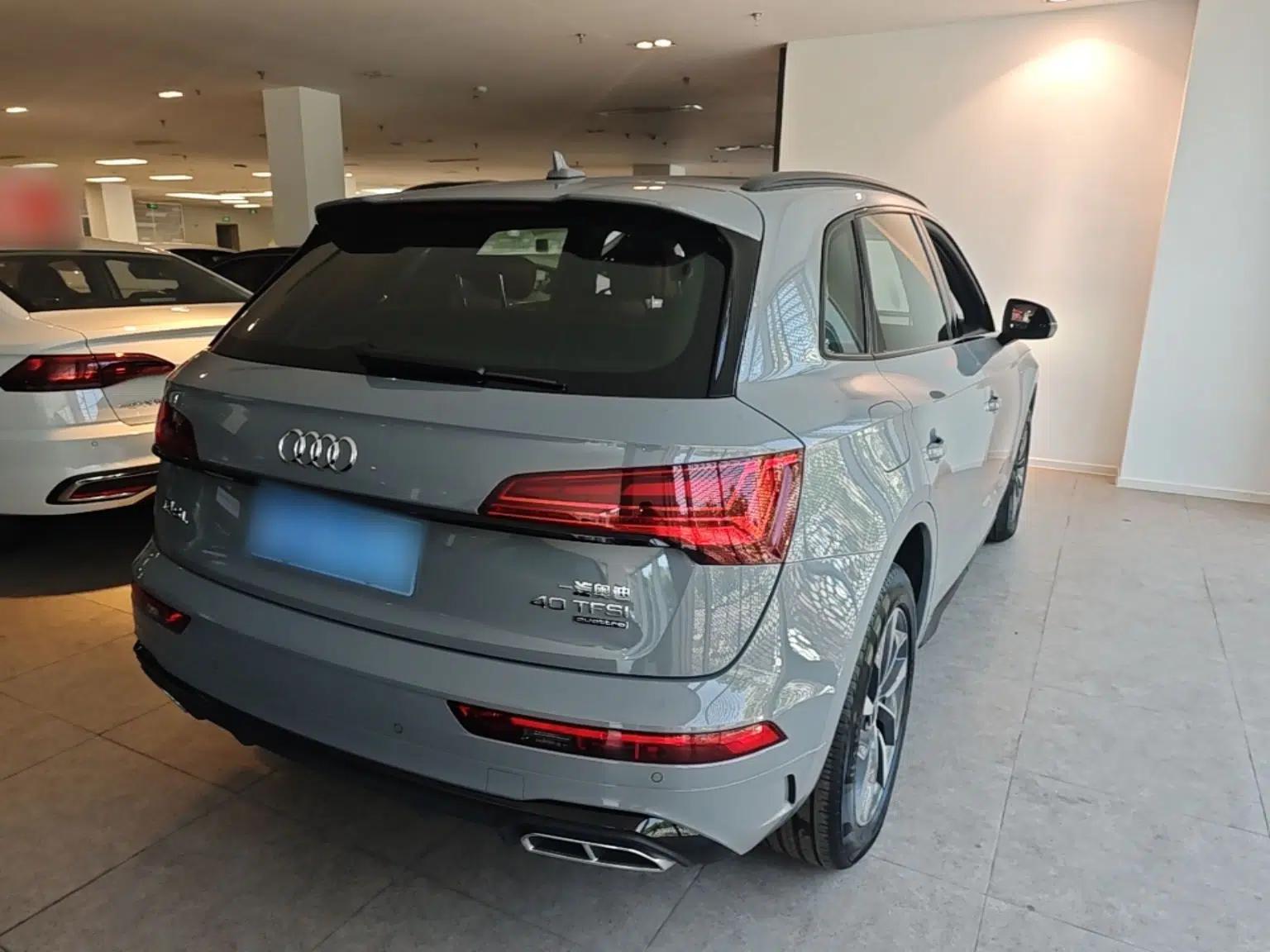 Audi Q5L 2025 40 TFSI Luxury Dynamic Edition — миниатюра 6