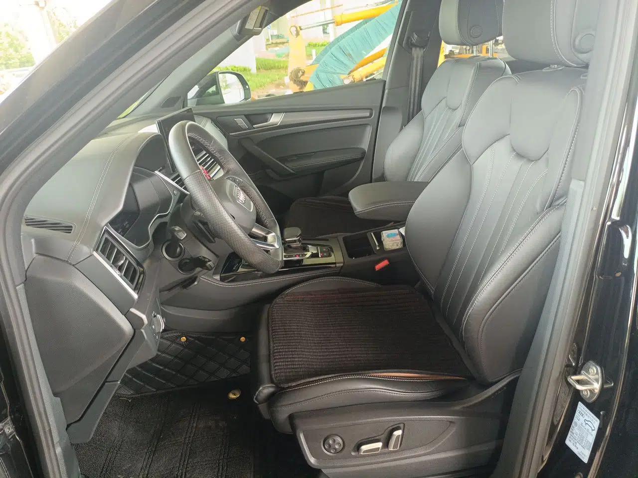 Audi Q5L 2023 45T Luxury Dynamic Model — миниатюра 15