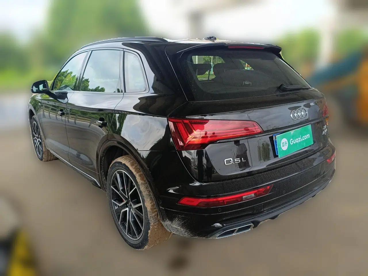 Audi Q5L 2023 45T Luxury Dynamic Model — миниатюра 4