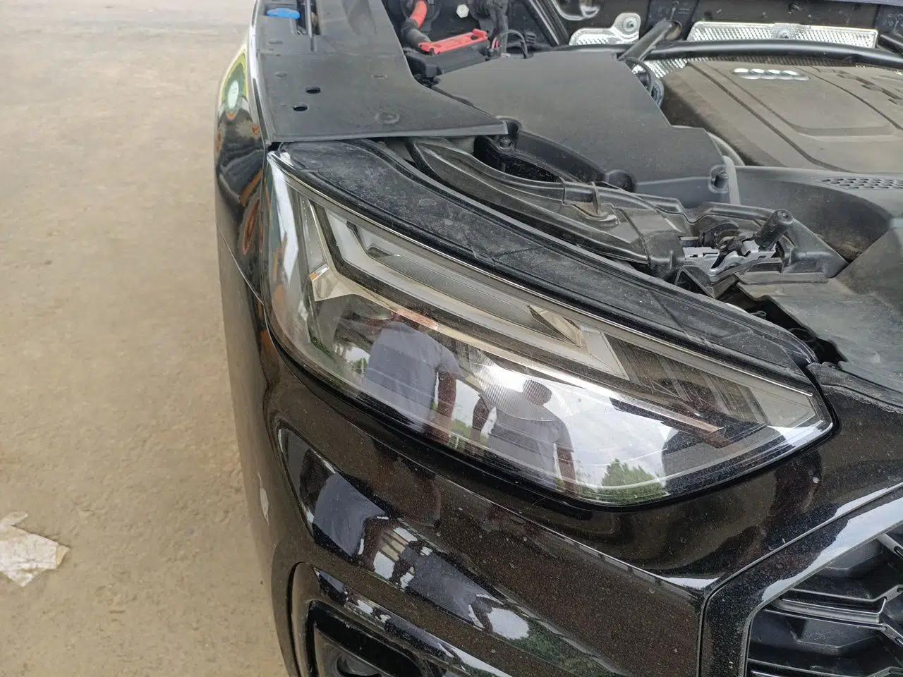 Audi Q5L 2023 45T Luxury Dynamic Model — миниатюра 7