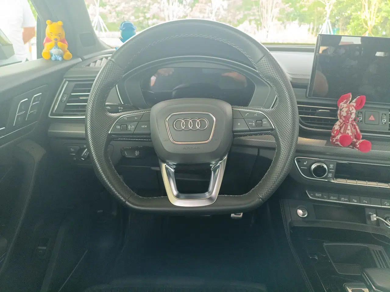 Audi Q5L 2023 45T Luxury Dynamic Model — миниатюра 10