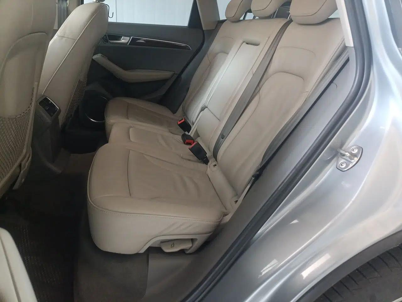 Audi Q5 2012 2.0TFSI Comfort Version — миниатюра 17