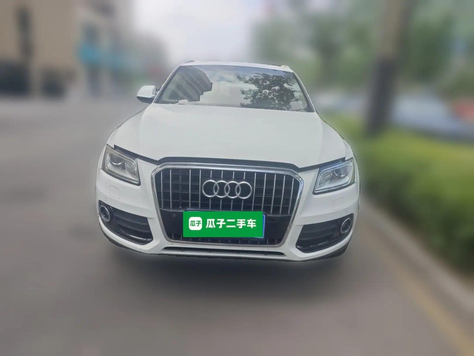 Audi Q5 2013 40 TFSI Technology Edition — миниатюра 2