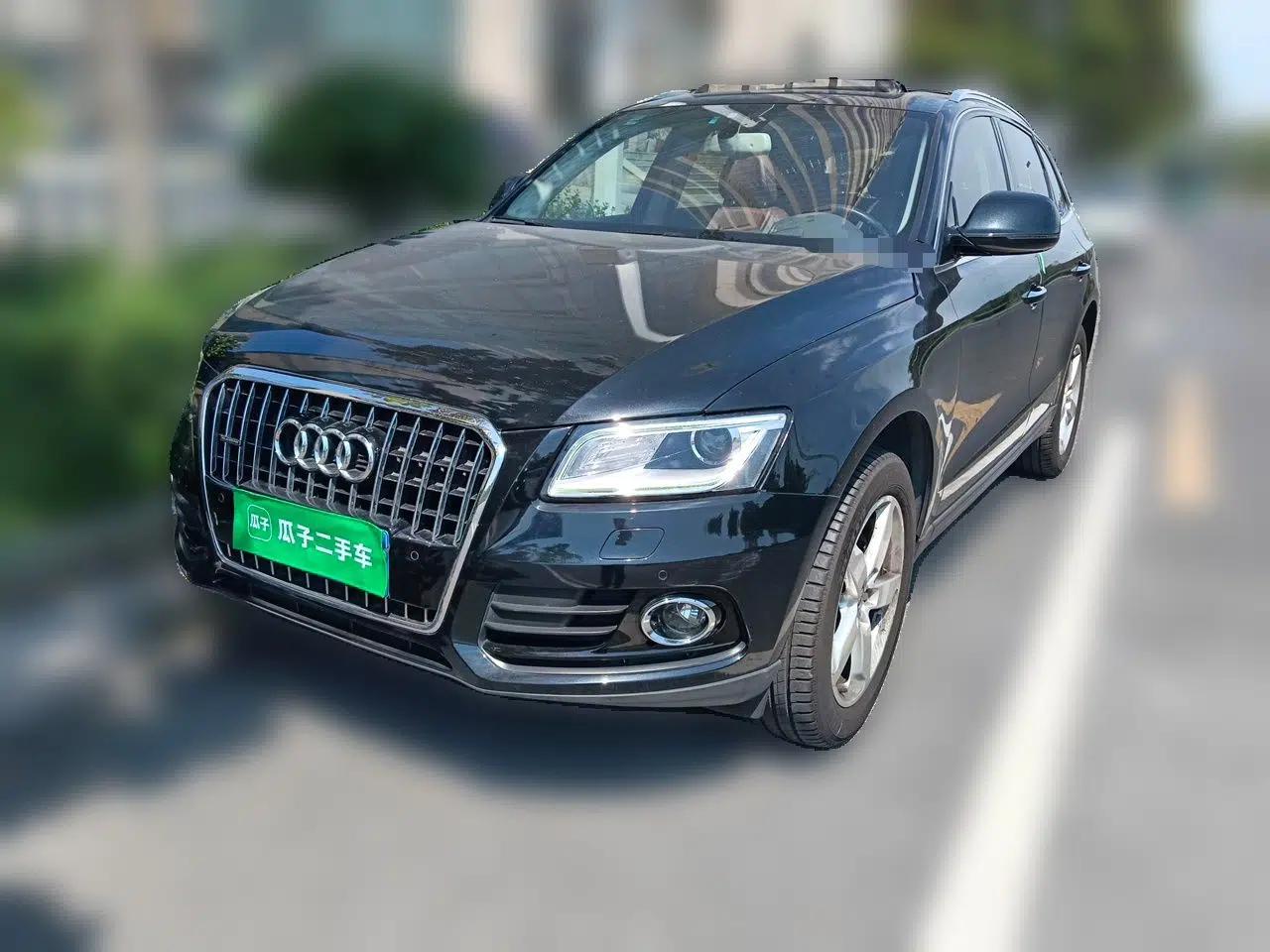 Audi Q5 2015 40 TFSI Comfort Model — миниатюра 1