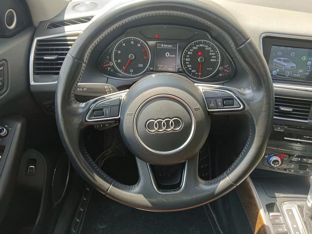 Audi Q5 2015 40 TFSI Comfort Model — миниатюра 10