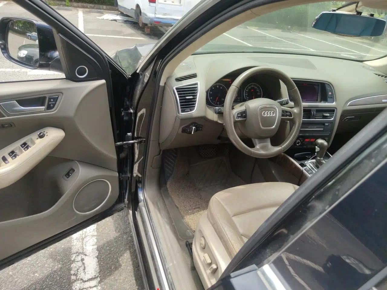 Audi Q5 2010 3.2 FSI Sport Edition — миниатюра 16