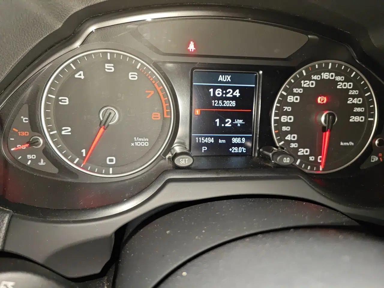 Audi Q5 2017 40 TFSI Technology Edition — миниатюра 12