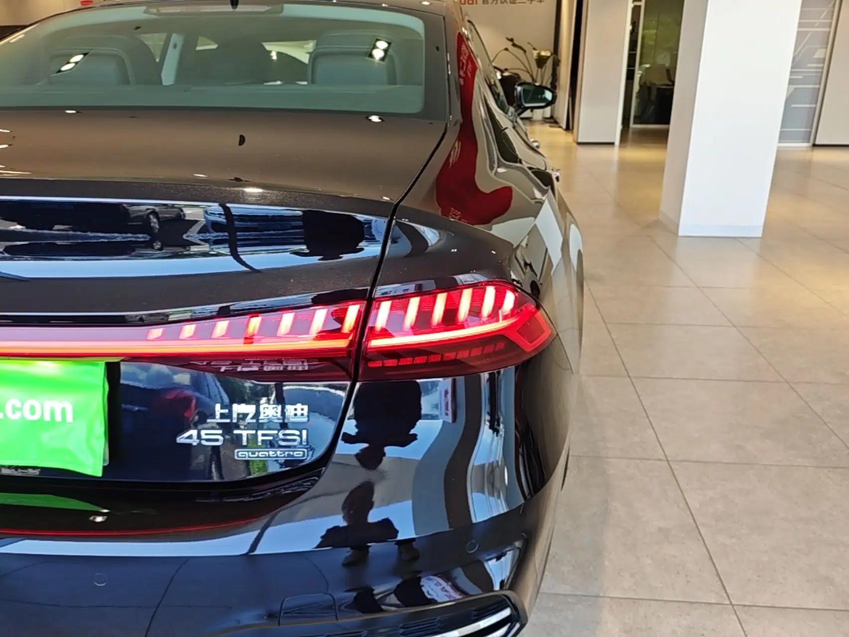 Audi A7L 2024 45 TFSI quattro Luxury Edition — миниатюра 9