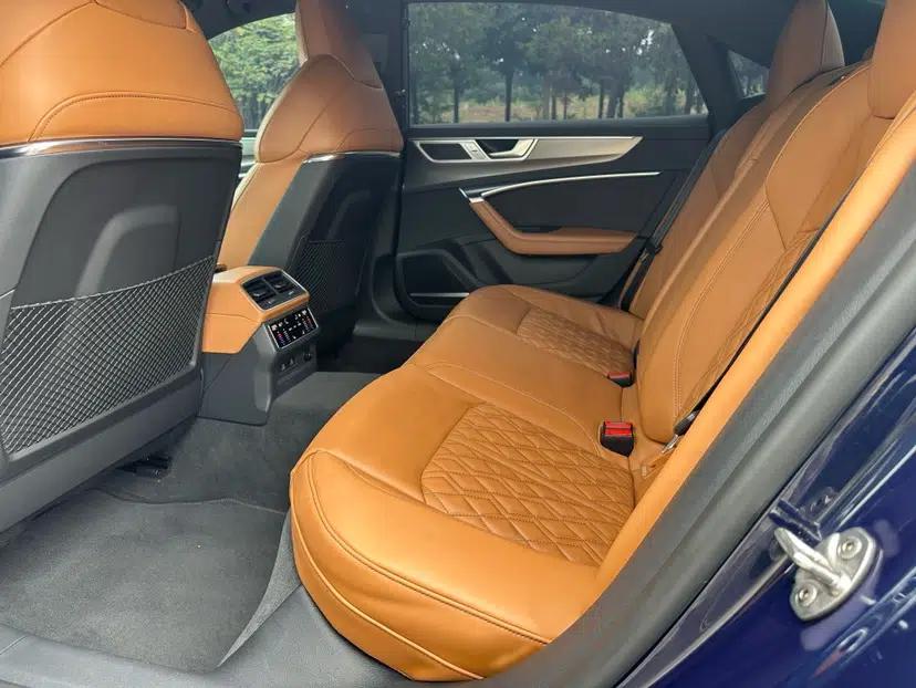 Audi A7L 2022 55 TFSI quattro S-line Edition One First Edition — миниатюра 18