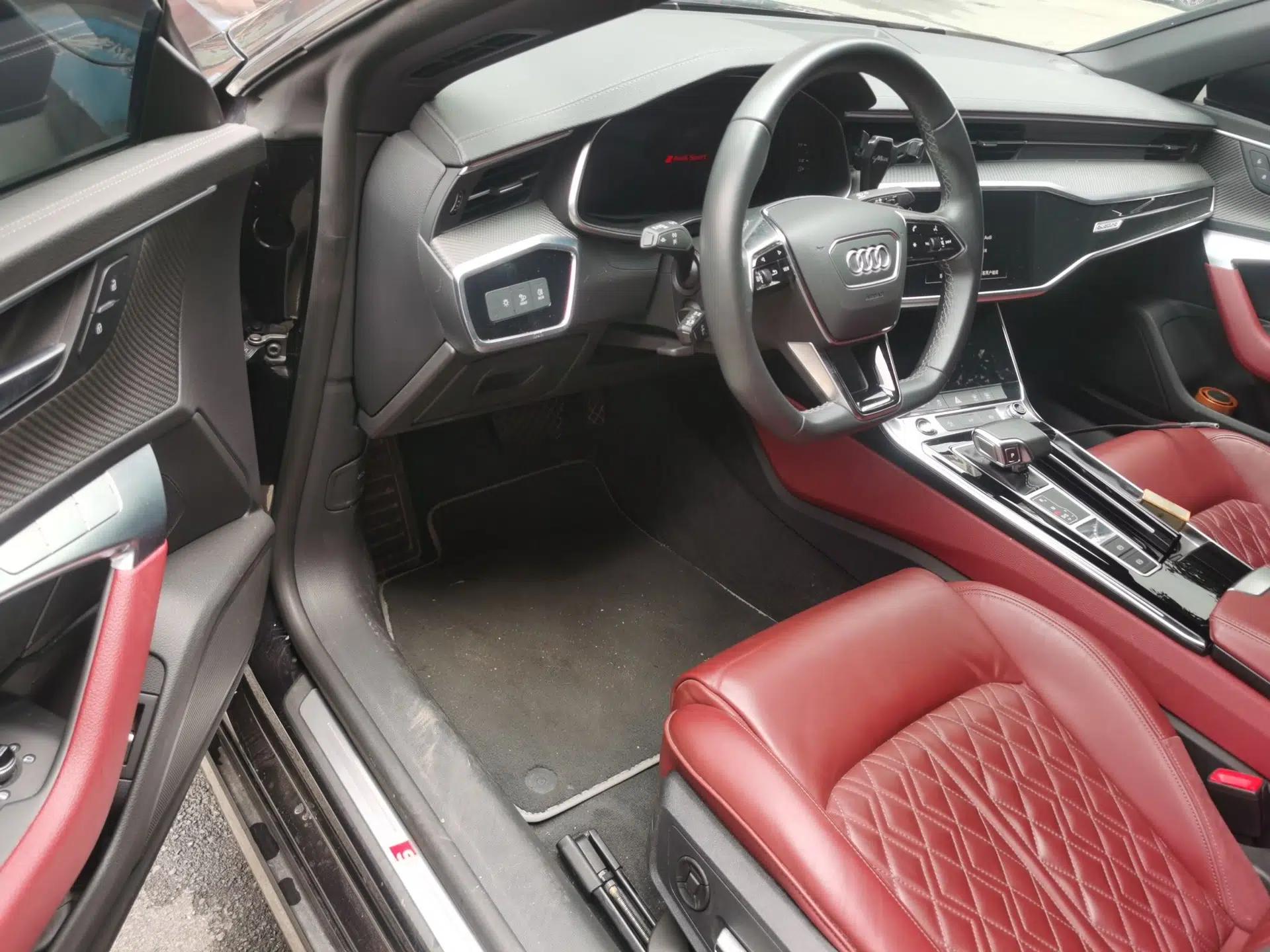 Audi A7L 2023 45 TFSI quattro S-line Black Warrior Edition — миниатюра 16