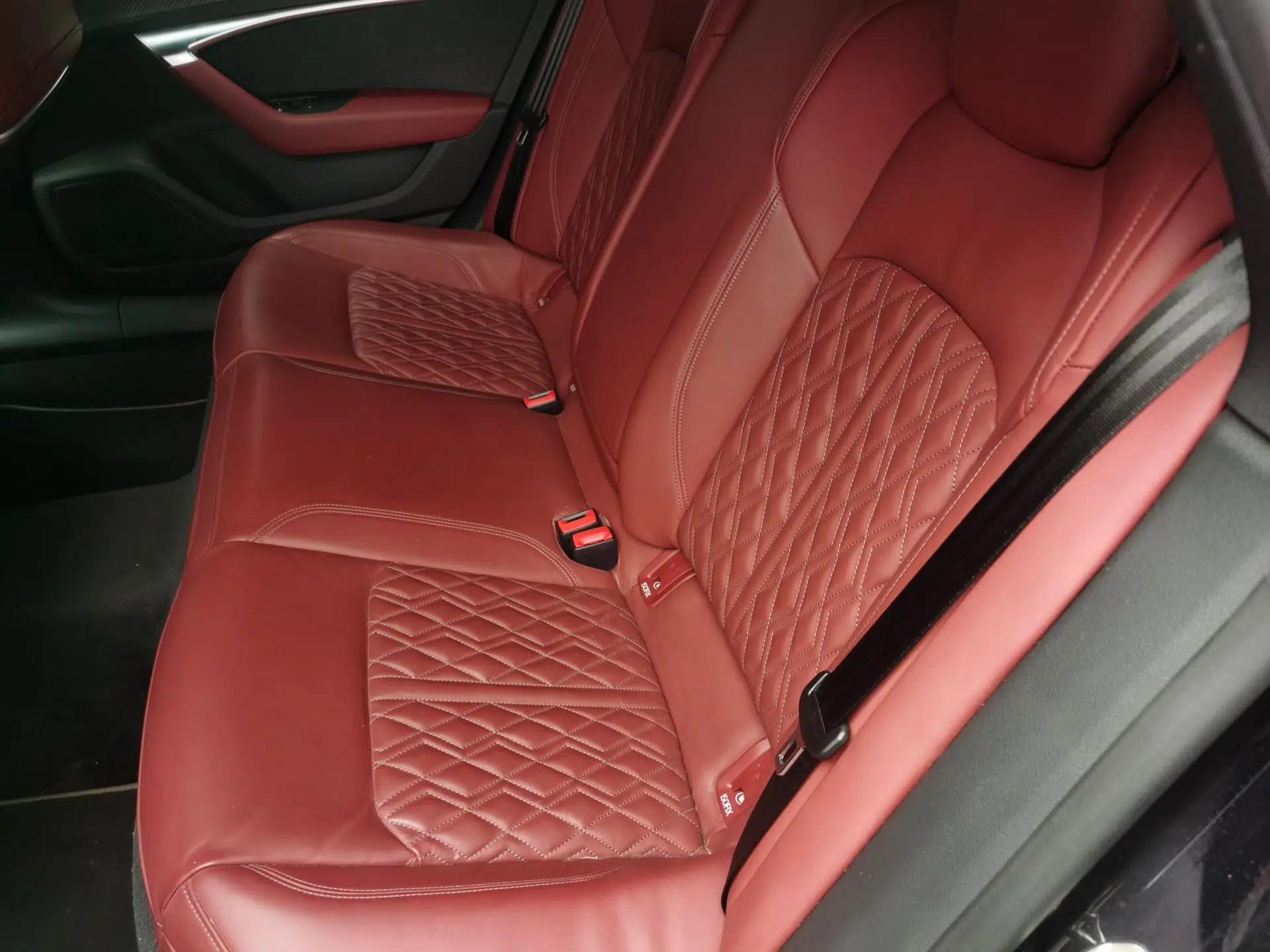 Audi A7L 2023 45 TFSI quattro S-line Black Warrior Edition — миниатюра 17