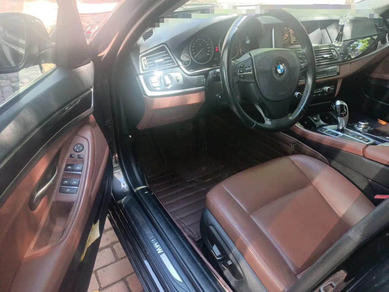 BMW 5 Series 2014 520Li Elegant Model — миниатюра 16