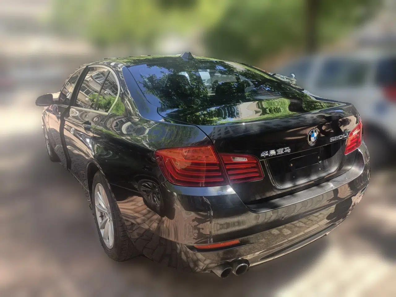 BMW 5 Series 2014 520Li Elegant Model — миниатюра 4