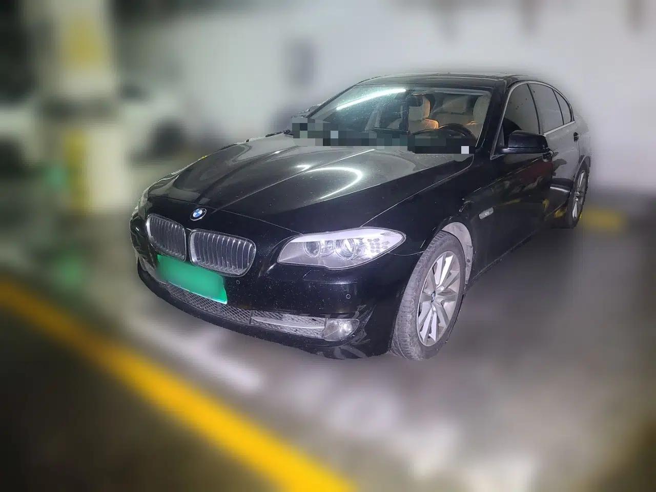 BMW 5 Series 2013 530Li Leading Model — миниатюра 1