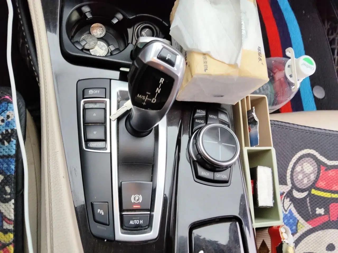 BMW 5 Series 2013 525Li Luxury Model — миниатюра 14