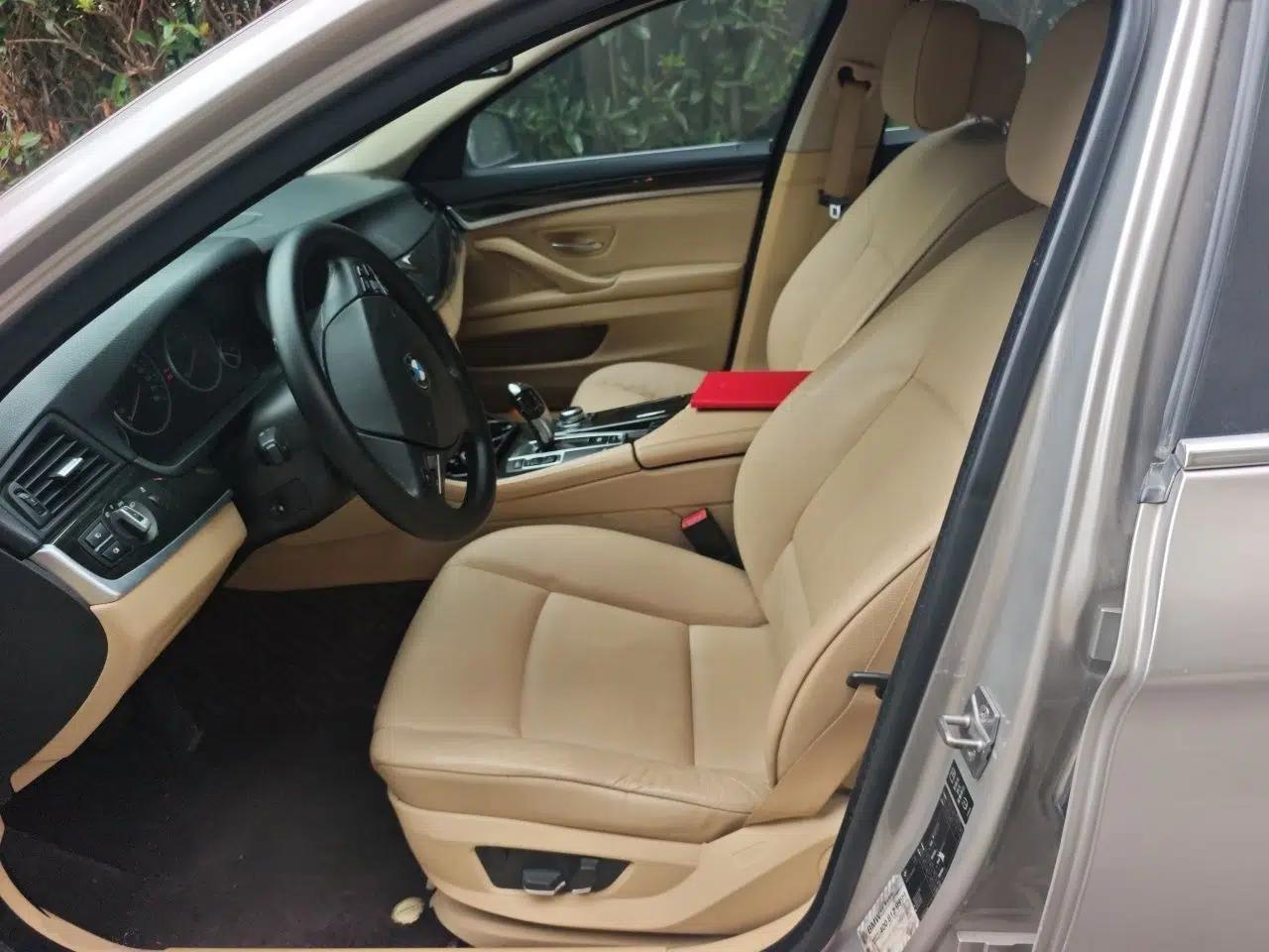 BMW 5 Series 2012 530Li Leading Model — миниатюра 15