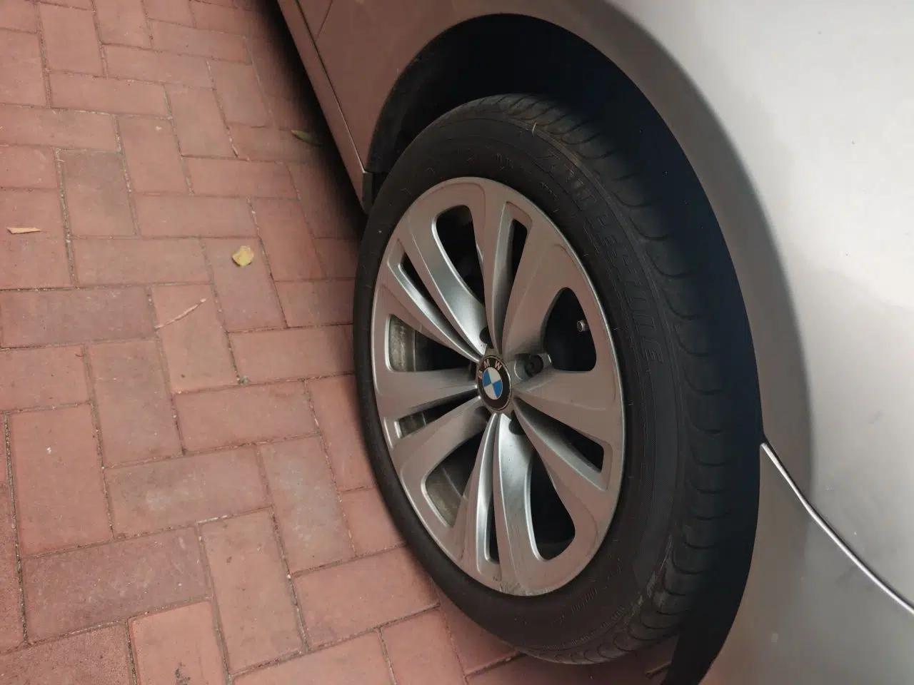 BMW 5 Series 2012 530Li Leading Model — миниатюра 8