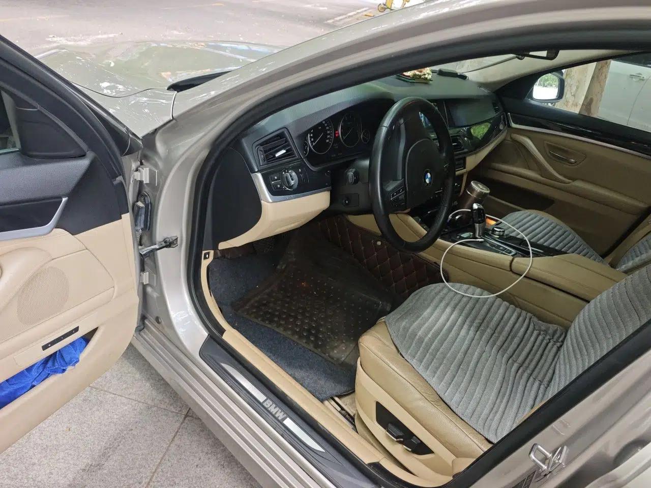 BMW 5 Series 2012 520Li Elegant Edition — миниатюра 16