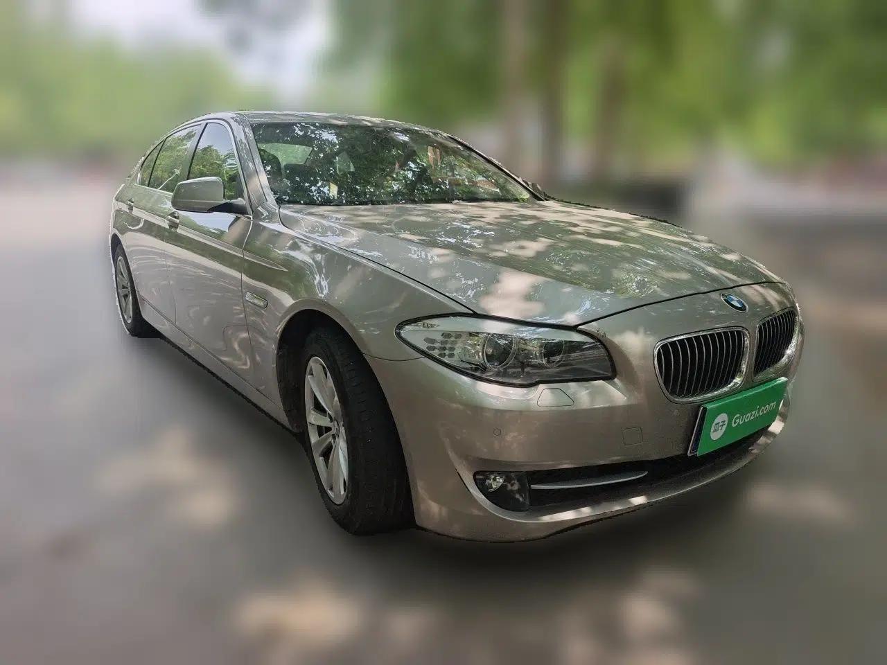 BMW 5 Series 2012 520Li Elegant Edition — миниатюра 3