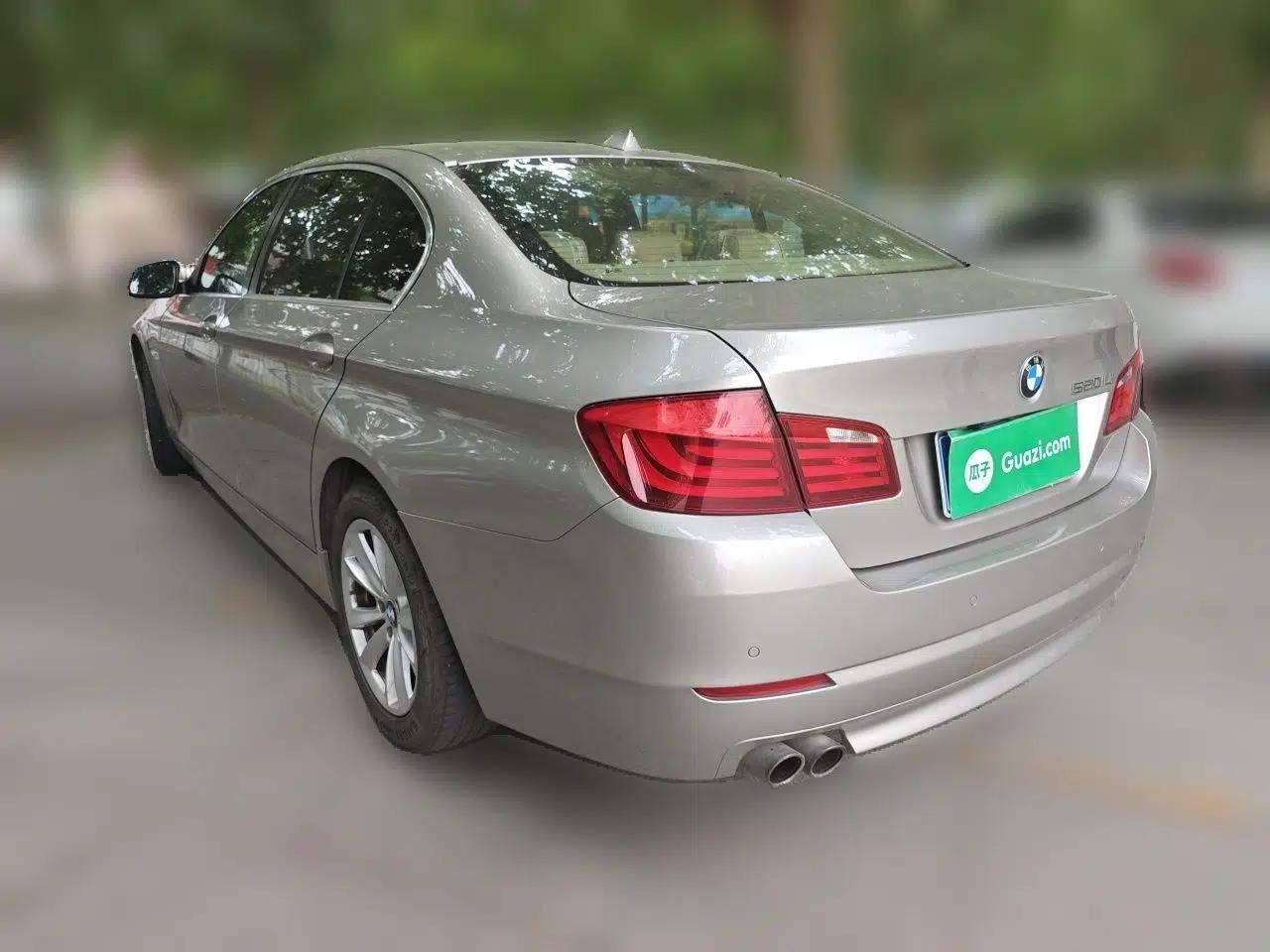 BMW 5 Series 2012 520Li Elegant Edition — миниатюра 4
