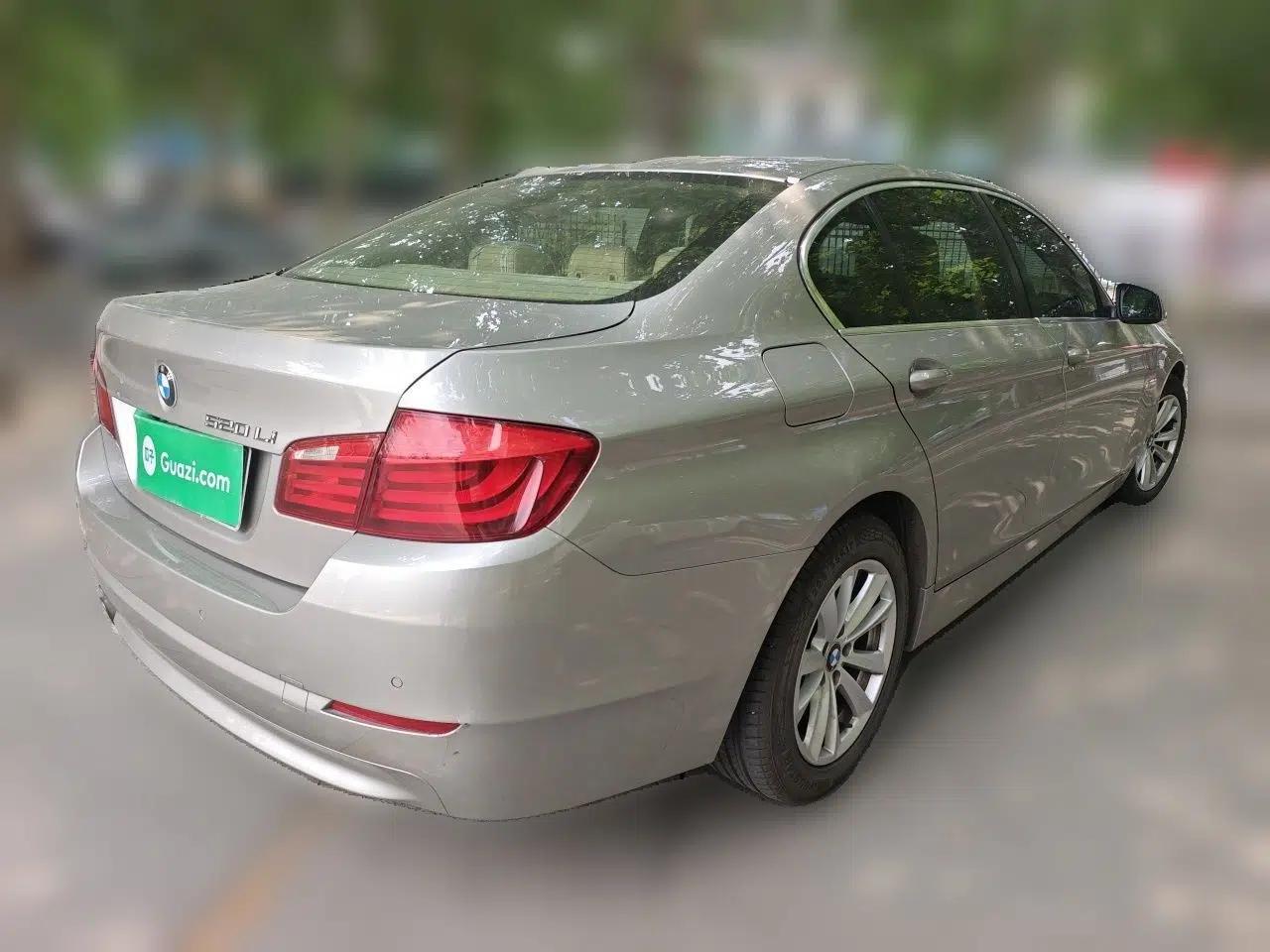 BMW 5 Series 2012 520Li Elegant Edition — миниатюра 6