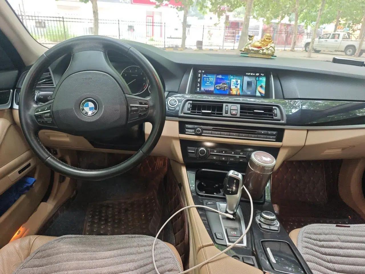BMW 5 Series 2012 520Li Elegant Edition — миниатюра 9
