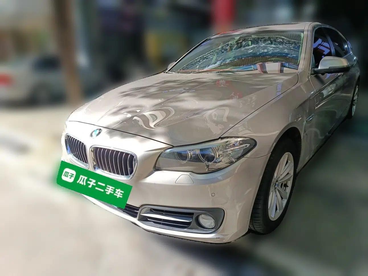 BMW 5 Series 2014 520Li Elegant Model — миниатюра 1