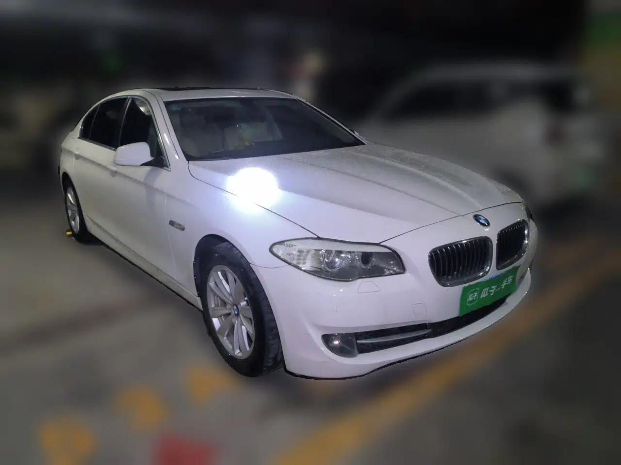 BMW 5 Series 2013 525Li Leading Model — миниатюра 3