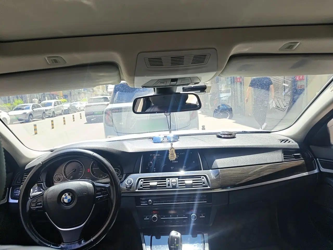 BMW 5 Series 2014 525Li Luxury Design Package — миниатюра 9