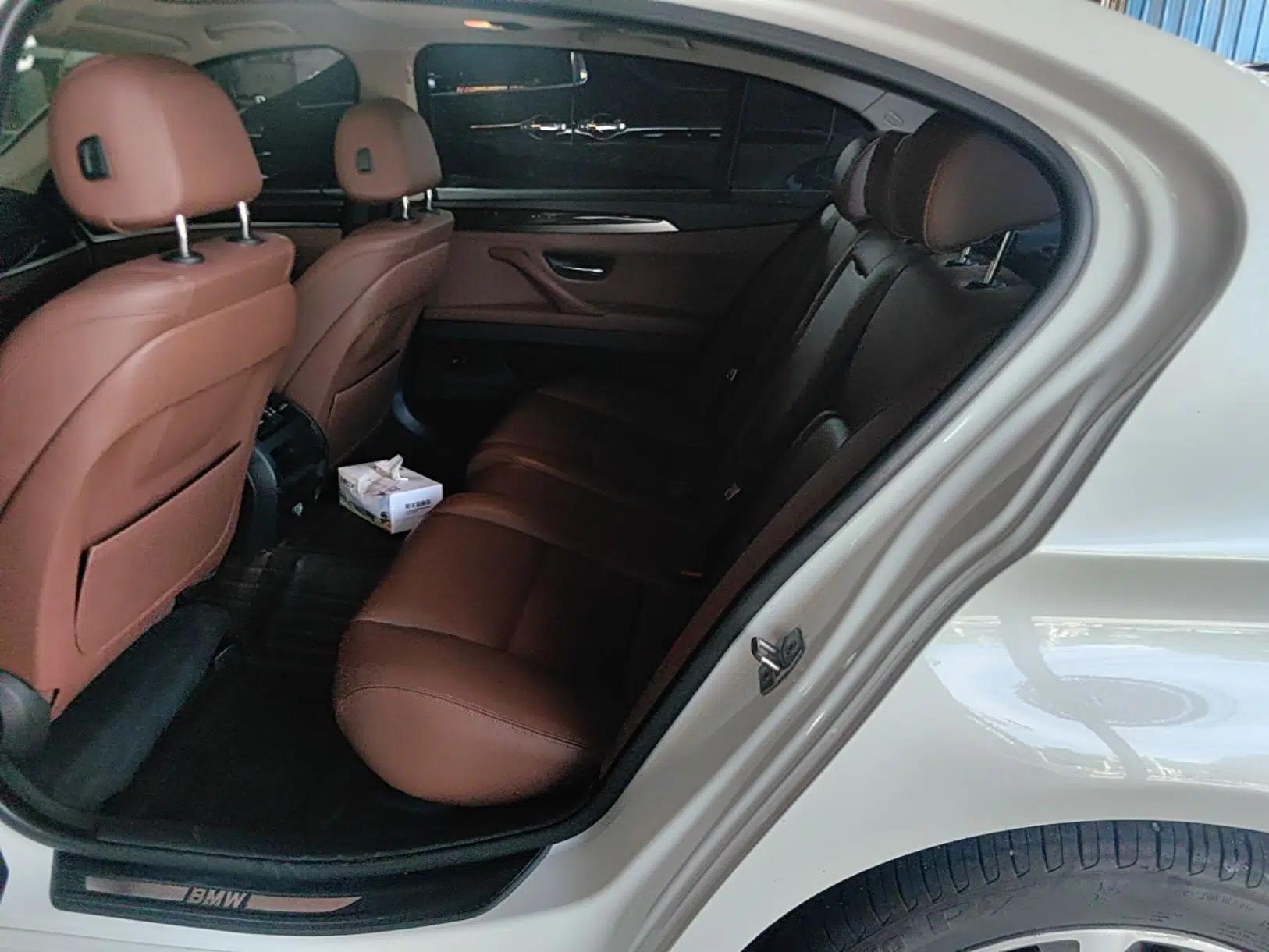 BMW 5 Series 2017 525Li Leading Model — миниатюра 20