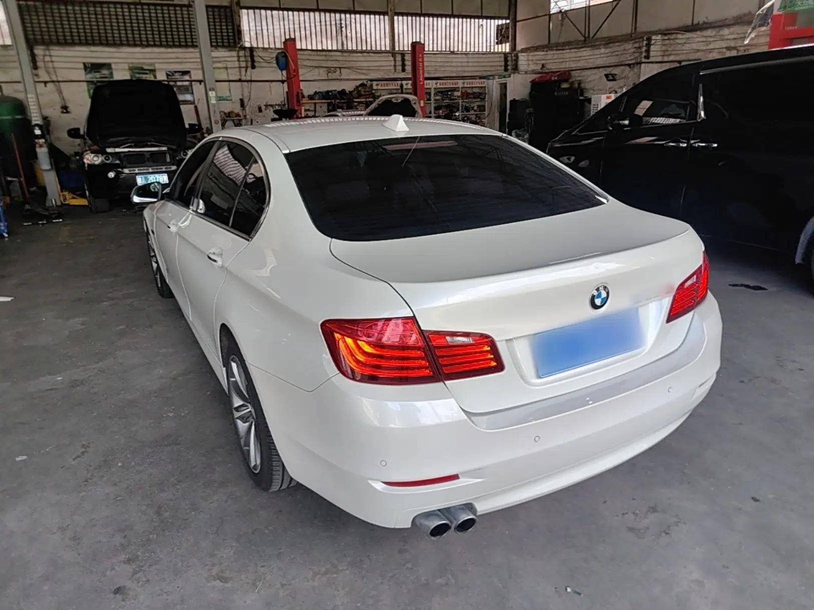 BMW 5 Series 2017 525Li Leading Model — миниатюра 4