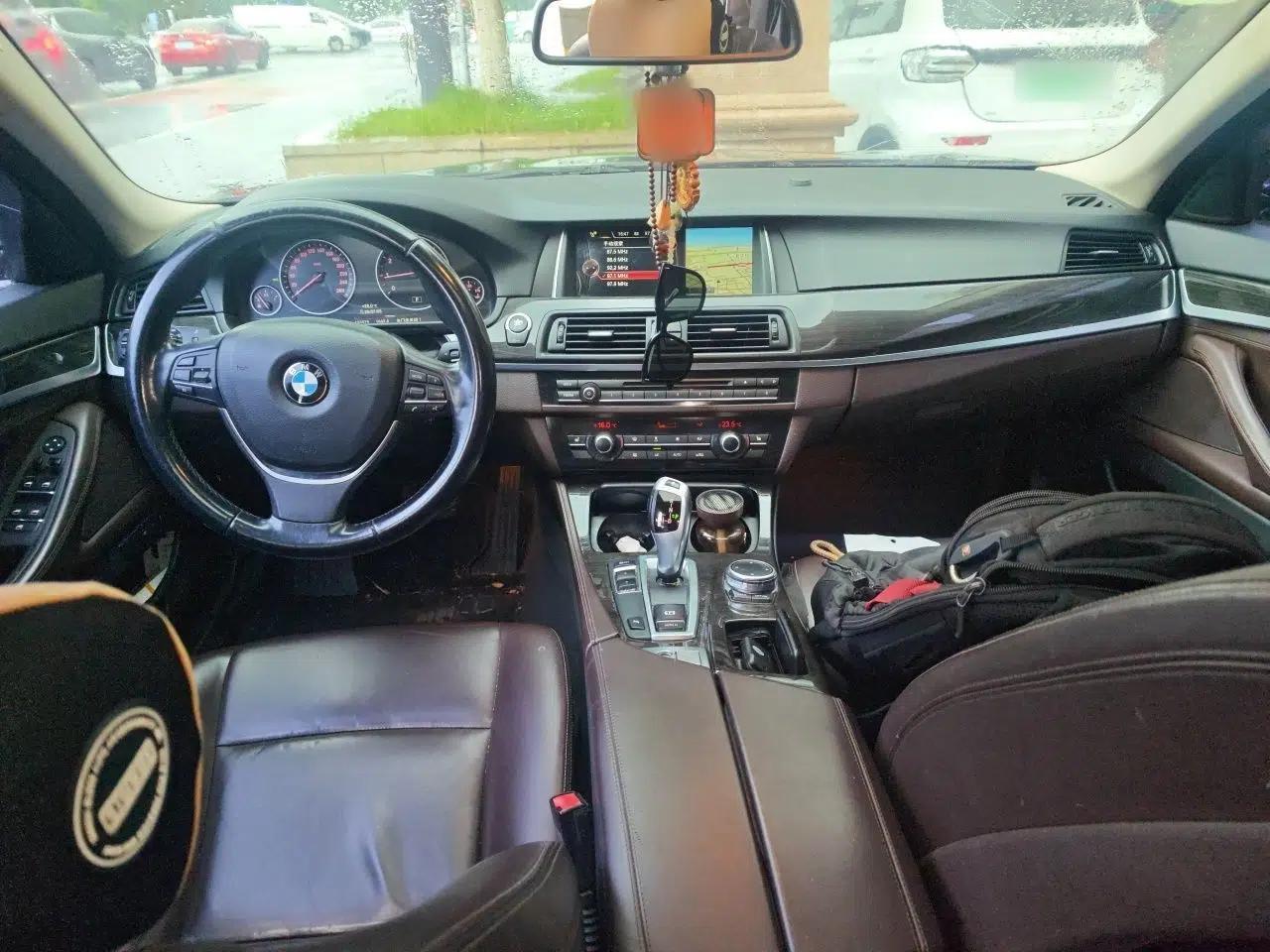 BMW 5 Series 2014 525Li Luxury Design Package — миниатюра 9