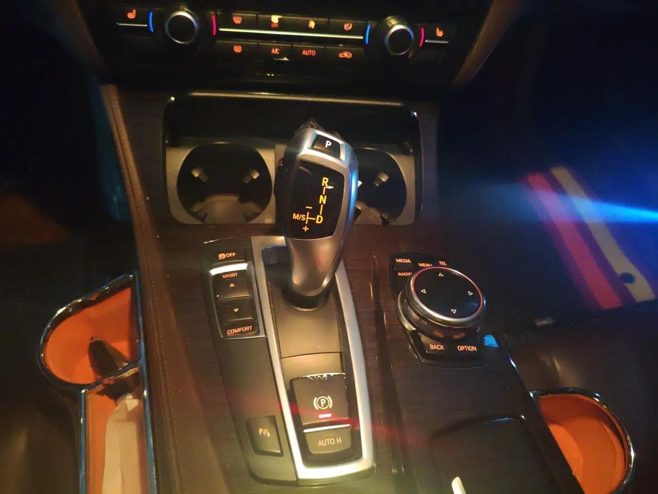 BMW 5 Series 2014 525Li Luxury Design Package — миниатюра 14